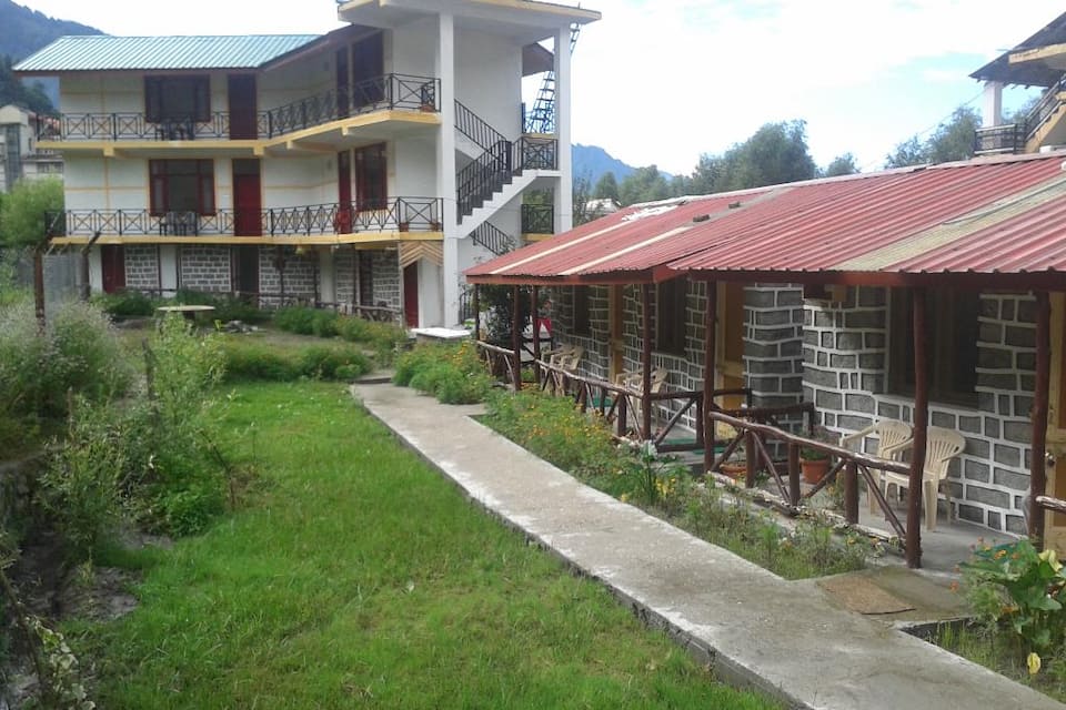 Seraj Home Stay